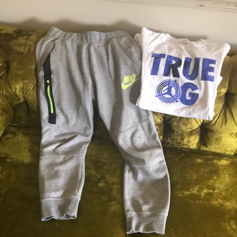 Nike fleece tech sweatpants